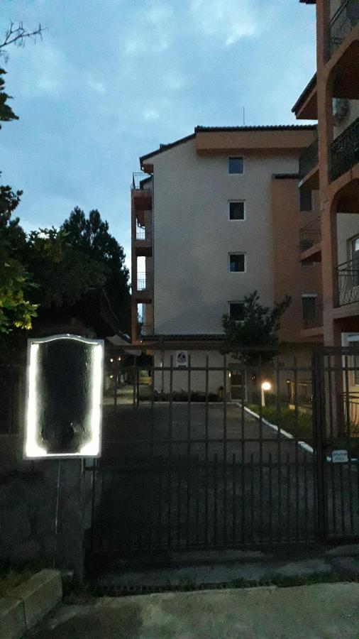 casa brava 2 Sunny Beach Exterior foto